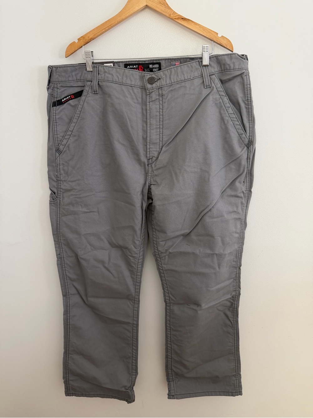Ariat Men's Gray Straight-Leg Chinos